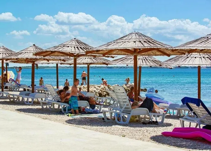 Ivana With Jacuzzi * Vir